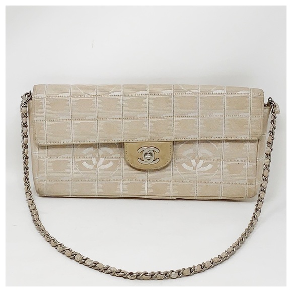 CHANEL Handbags - Authentic Chanel Chanling Shoulder Bag